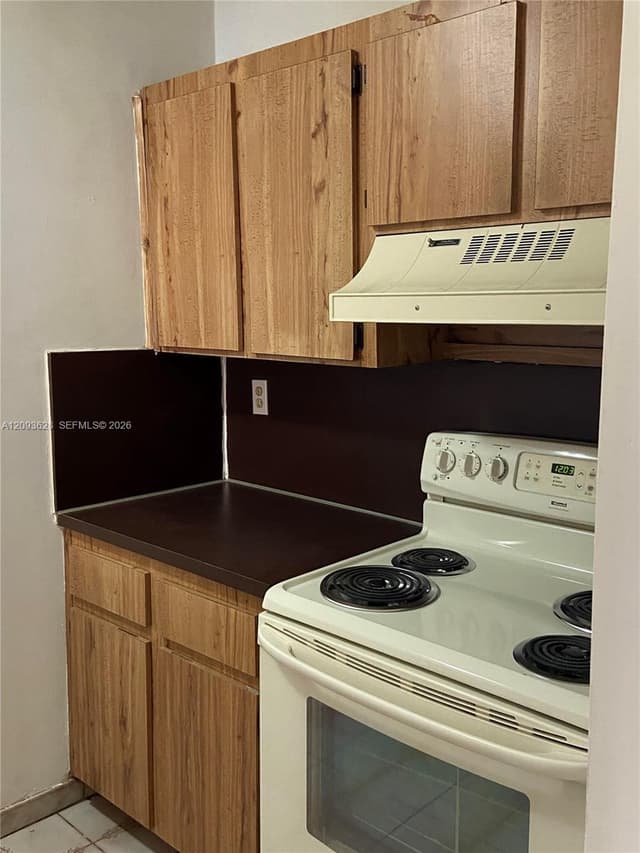 440 E 23rd St # 1416, Hialeah FL 33013 - Hialeah, FL - Photo 3