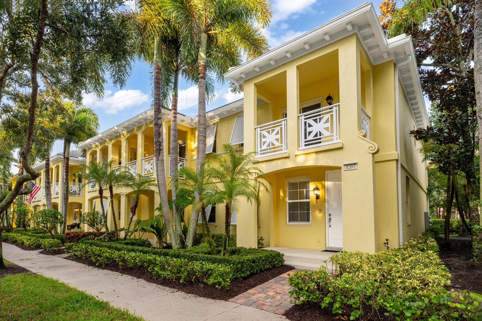 3207 E Community Drive E, Jupiter FL 33458 - Jupiter, FL - Photo 1