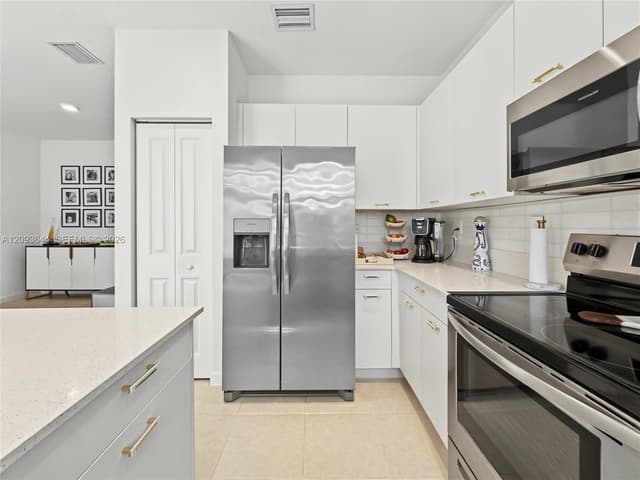 12201 NW 23rd Ct, Miami FL 33167 - Miami, FL - Photo 6