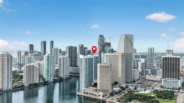 325 S Biscayne Blvd # 2320, Miami FL 33131 - Miami, FL - Photo 2
