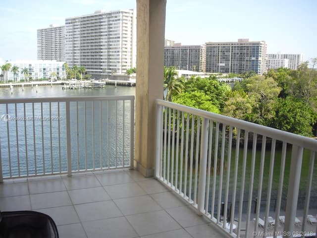 121 Golden Isles Dr # 407, Hallandale Beach FL 33009 - Hallandale Beach, FL - Photo 2