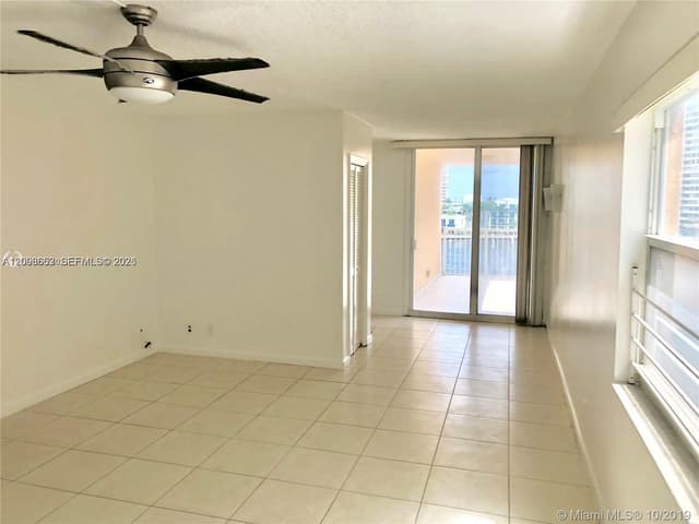 121 Golden Isles Dr # 407, Hallandale Beach FL 33009 - Hallandale Beach, FL - Photo 4