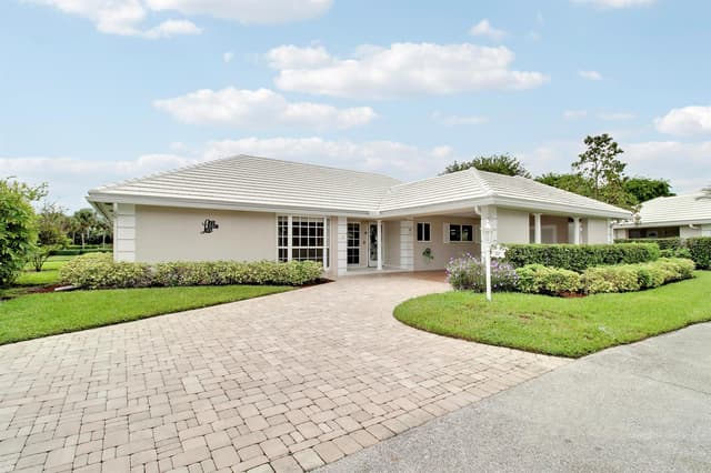 442 FRENCH ROYALE Circle, Atlantis FL 33462 - Atlantis, FL - Photo 3