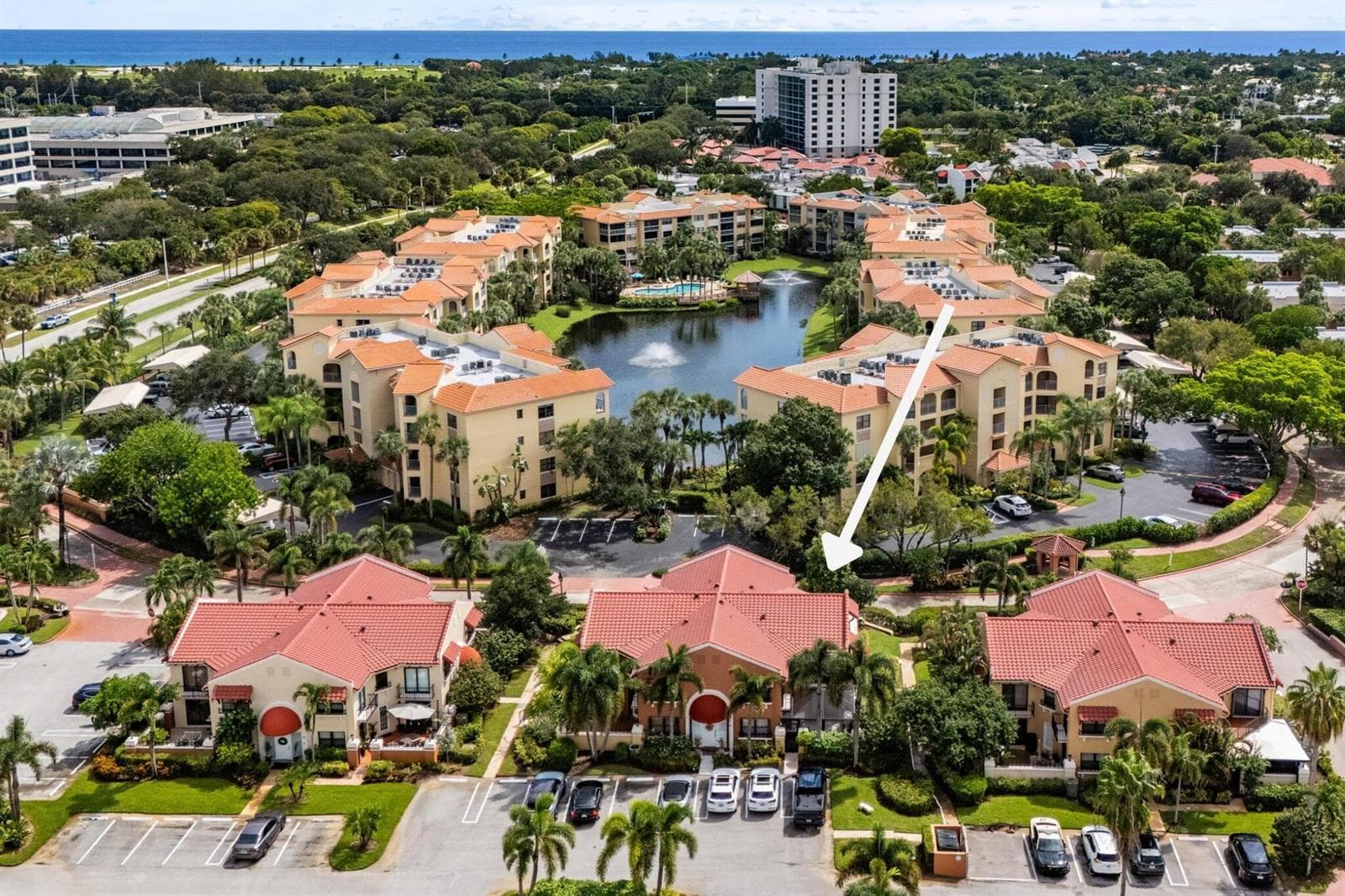 24 Uno Lago Drive, Juno Beach FL 33408