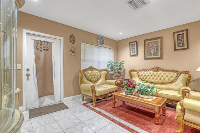 1627 4th Court NE, Boynton Beach FL 33435 - Boynton Beach, FL - Photo 7