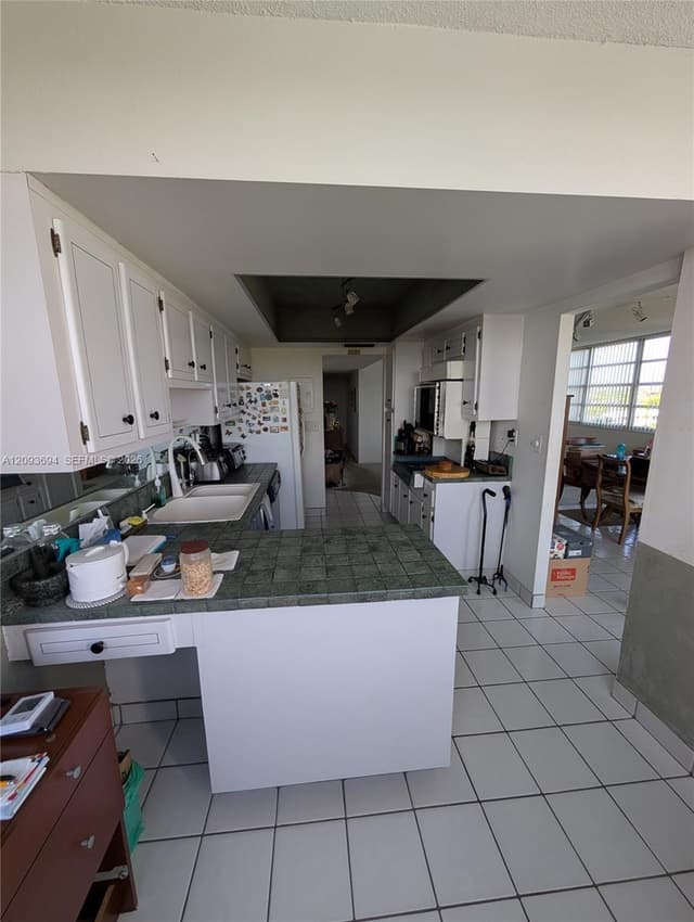 11930 N Bayshore Dr # 502, North Miami FL 33181 - North Miami, FL - Photo 3