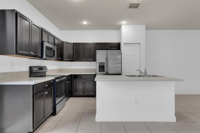 3701 NE 2nd Street, Homestead FL 33033 - Homestead, FL - Photo 5