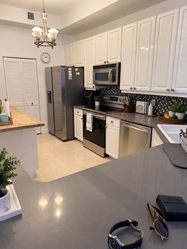 888 Brickell Key Dr # 3007, Miami FL 33131 - Miami, FL - Photo 5