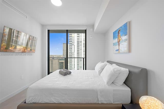 121 NE 5th St # 3006, Miami FL 33132 - Miami, FL - Photo 4