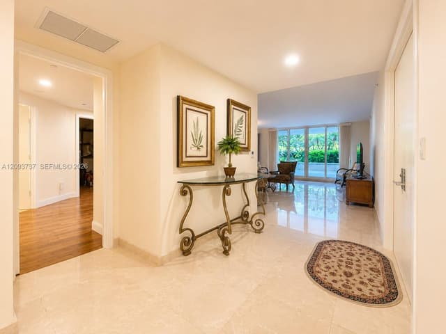 799 Crandon Blvd # 202, Key Biscayne FL 33149 - Key Biscayne, FL - Photo 2