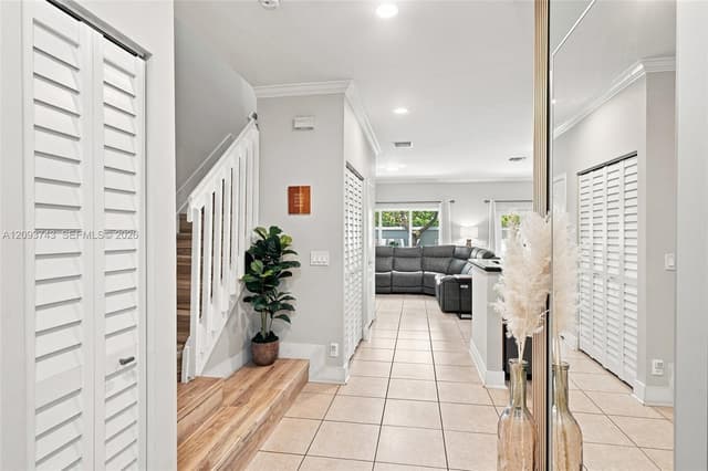 13225 NW 7th Dr, Plantation FL 33325 - Plantation, FL - Photo 6