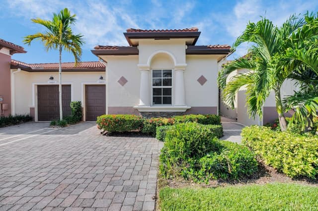 14811 Via Porta, Delray Beach FL 33446 - Delray Beach, FL - Photo 2