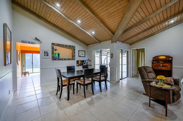 8129 PINE Circle # 33, Tamarac FL 33321 - Tamarac, FL - Photo 6