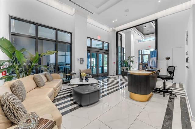 4220 Laguna # 603, Coral Gables FL 33146 - Coral Gables, FL - Photo 3
