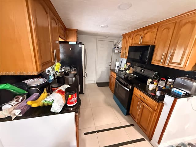 10341 NW 6th Ave, Miami FL 33150 - Miami, FL - Photo 6