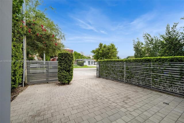 3448 SW 23rd St # 3448, Miami FL 33145 - Miami, FL - Photo 2