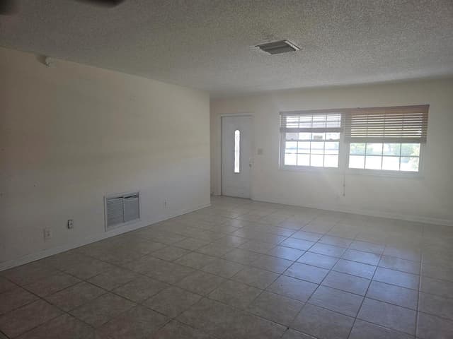 1598 SW 13TH Terrace, Boynton Beach FL 33426 - Boynton Beach, FL - Photo 3