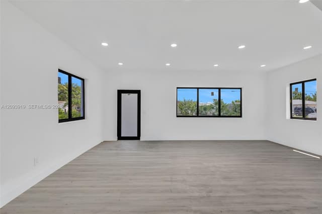 5413 SW 23rd St, West Park FL 33023 - West Park, FL - Photo 3