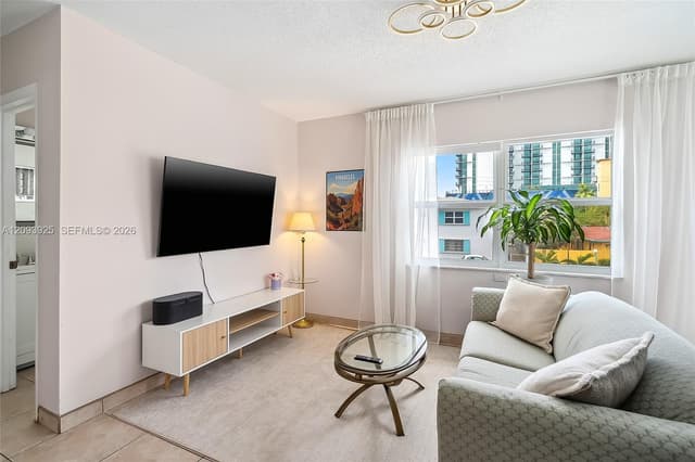 1824 Monroe St # 10, Hollywood FL 33020 - Hollywood, FL - Photo 5