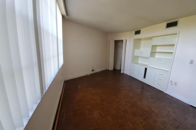 1400 SAINT CHARLES Place # 608, Pembroke Pines FL 33026 - Pembroke Pines, FL - Photo 7