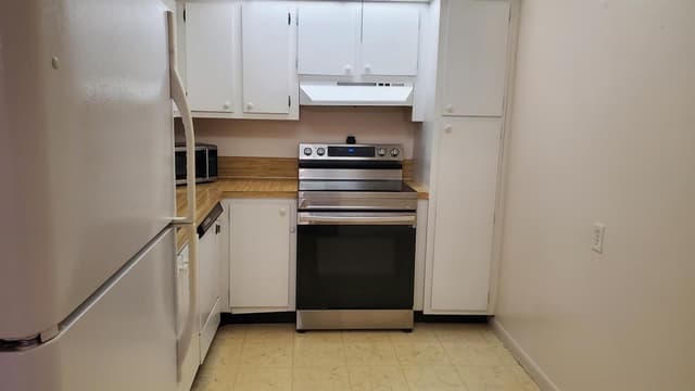 1400 SAINT CHARLES Place # 608, Pembroke Pines FL 33026 - Pembroke Pines, FL - Photo 4