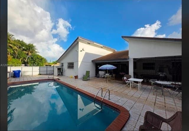 3950 SW 4th St, Coral Gables FL 33134 - Coral Gables, FL - Photo 2