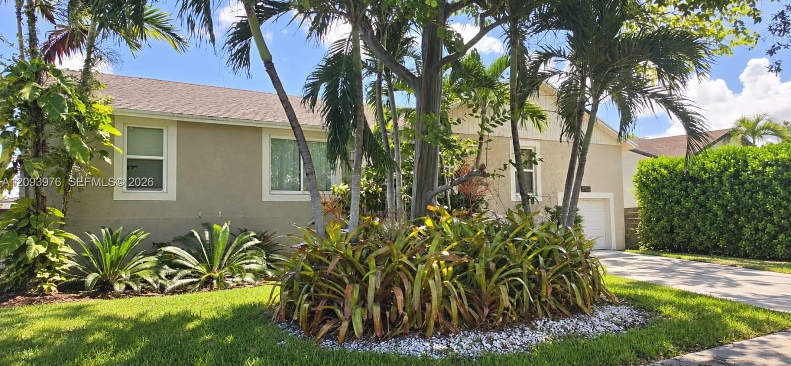 9760 SW 211th St, Cutler Bay FL 33189 - Cutler Bay, FL - Photo 1