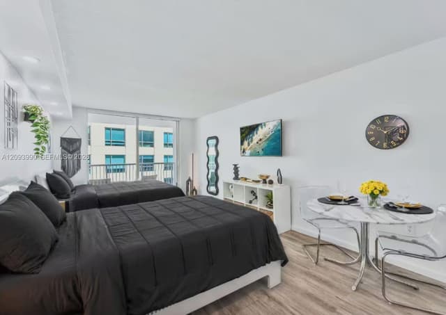 1200 Brickell Bay Dr # 2610, Miami FL 33131 - Miami, FL - Photo 4