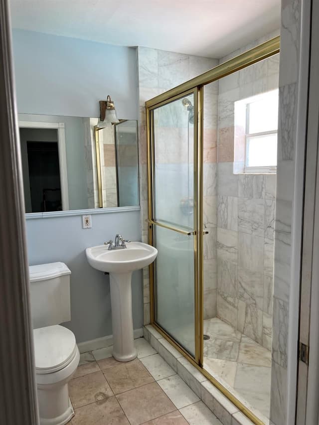 591 Tallulah Road, Lake Worth FL 33462 - Lake Worth, FL - Photo 4