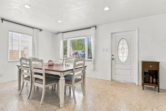 245 SW 5TH Street, Dania Beach FL 33004 - Dania Beach, FL - Photo 2