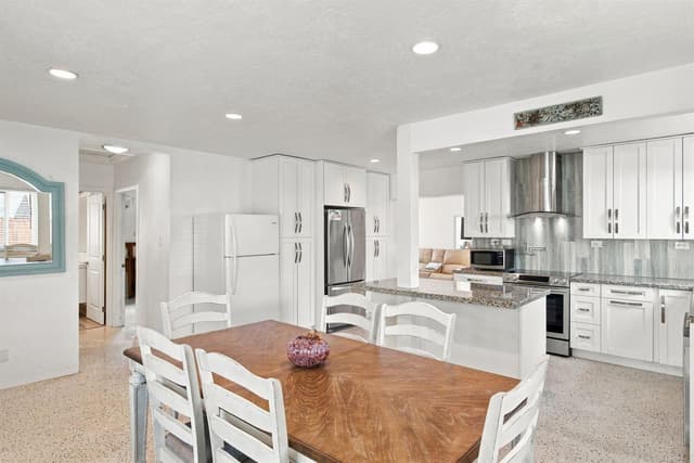 245 SW 5TH Street, Dania Beach FL 33004 - Dania Beach, FL - Photo 3