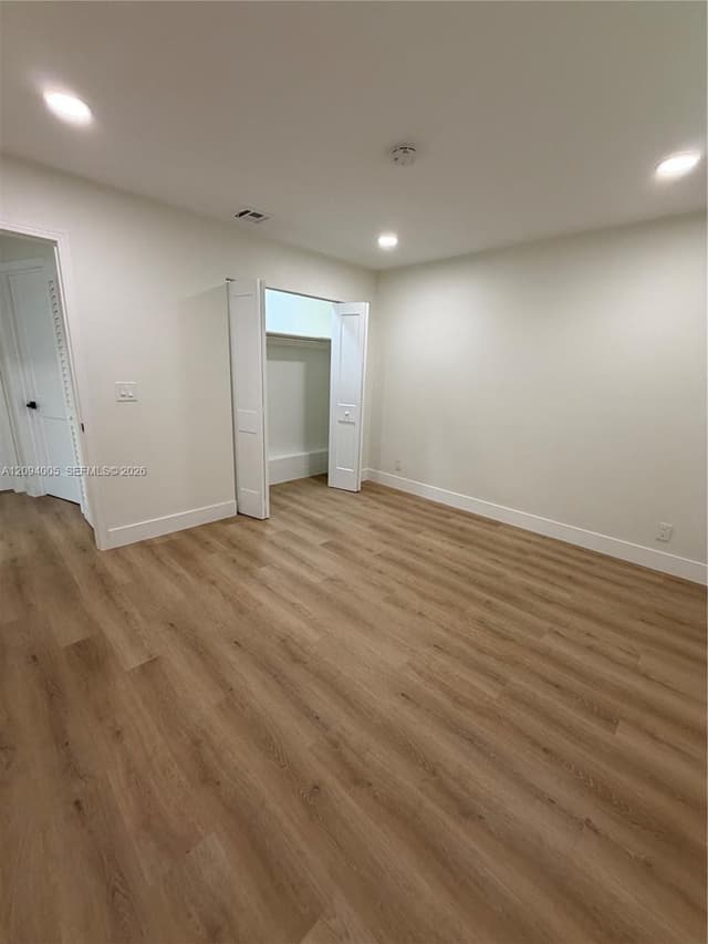 708 SW 7th Ave, Hallandale Beach FL 33009 - Hallandale Beach, FL - Photo 4