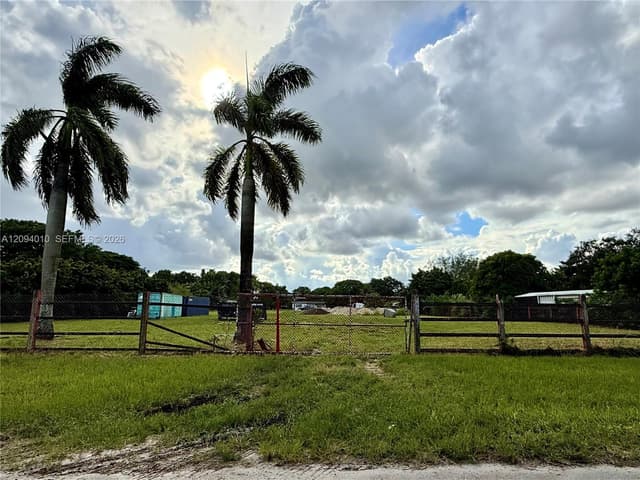 6255 SW 123rd Ave, Miami FL 33183 - Miami, FL - Photo 4