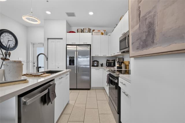 8167 NW 41st St # 208, Doral FL 33166 - Doral, FL - Photo 6