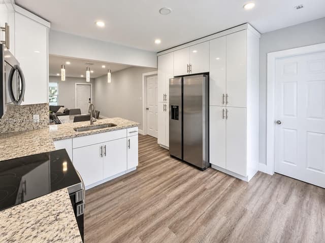 6831 Sheridan St, Hollywood FL 33024 - Hollywood, FL - Photo 5