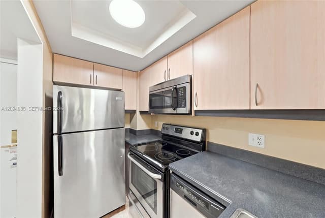 2951 S Bayshore Dr # 512, Miami FL 33133 - Miami, FL - Photo 4