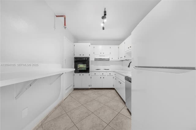 400 Kings Point Dr # 1427, Sunny Isles Beach FL 33160 - Sunny Isles Beach, FL - Photo 6