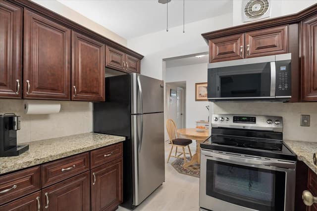2151 NE 68TH # 201, Fort Lauderdale FL 33308 - Fort Lauderdale, FL - Photo 6