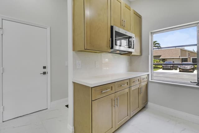 8157 Springtree Road, Boca Raton FL 33496 - Boca Raton, FL - Photo 7