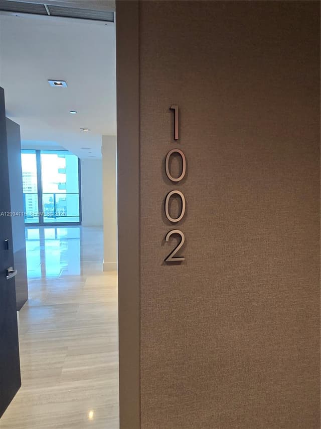 1451 Brickell Ave # 1002, Miami FL 33131 - Miami, FL - Photo 4