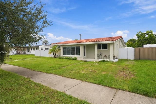 9625 Dominican Dr, Cutler Bay FL 33189 - Cutler Bay, FL - Photo 3