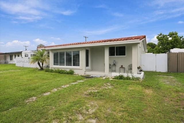 9625 Dominican Dr, Cutler Bay FL 33189 - Cutler Bay, FL - Photo 4