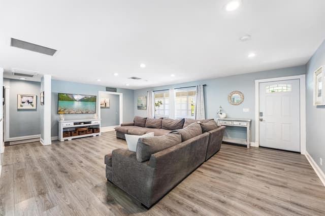 7400 Clarke Road, Lake Clarke Shores FL 33406 - Lake Clarke Shores, FL - Photo 5