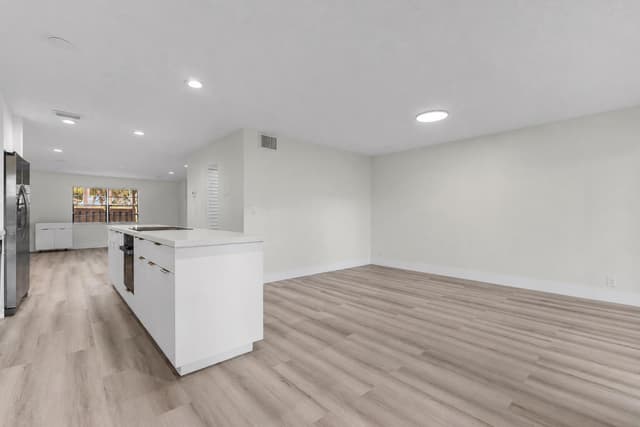 7864 NW 12TH Street, Plantation FL 33322 - Plantation, FL - Photo 5