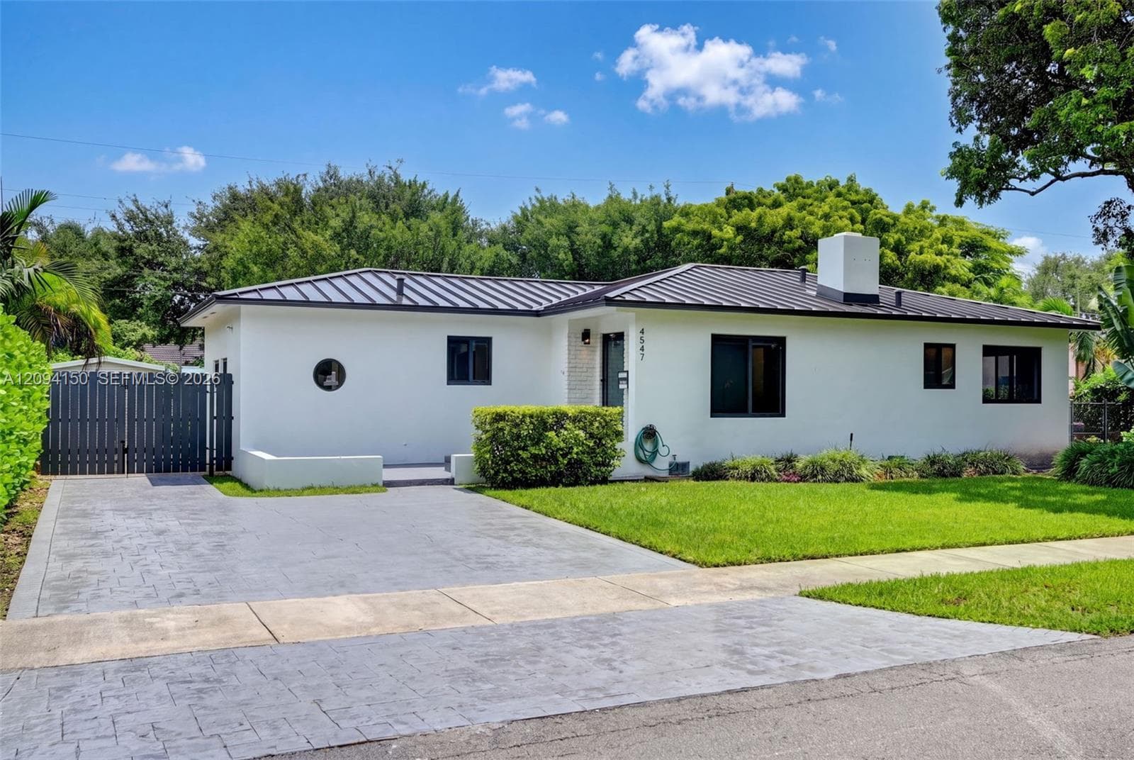 4547 SW 16th St, Miami FL 33134