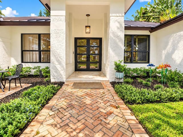 1985 Parkside Circle S, Boca Raton FL 33486 - Boca Raton, FL - Photo 5