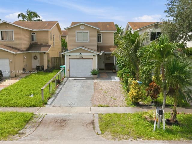 5504 NW 22nd St, Lauderhill FL 33313 - Lauderhill, FL - Photo 3