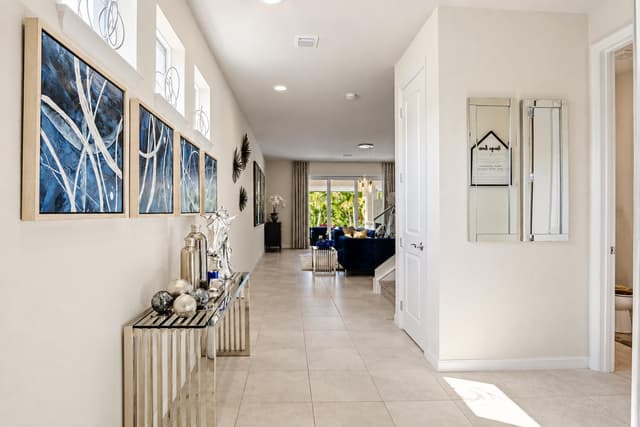 1592 BURSERA Terrace, Hollywood FL 33021 - Hollywood, FL - Photo 3