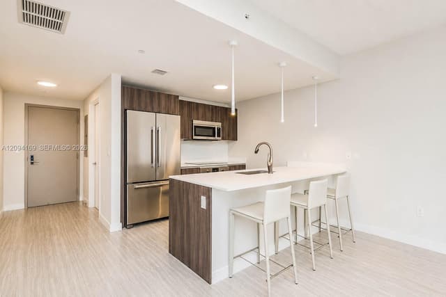 488 NE 18th St # 4406, Miami FL 33132 - Miami, FL - Photo 4