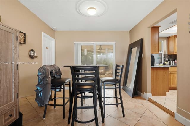 6924 NW 9th St, Margate FL 33063 - Margate, FL - Photo 7